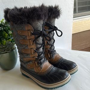 Sorel Tofino Felt Quilted Boots Gray/Black Women's Size 6.5 NL2113-242